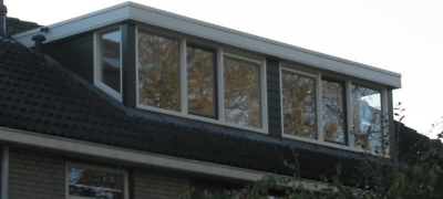 dakkapel met zijraam